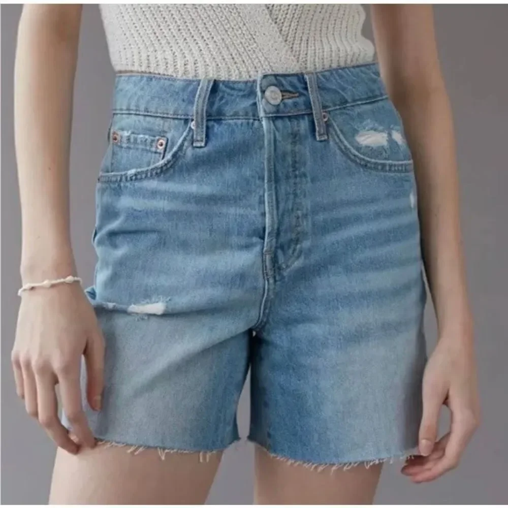 NWT Urban Outfitters BDG 90s Denim Shorts Long Inseam Distressed Cutoffs size 34